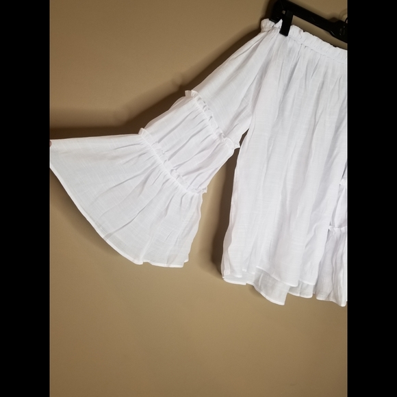 Chic white boho flowy off the shoulder tiered bell sleeve tunic top - Picture 7 of 8